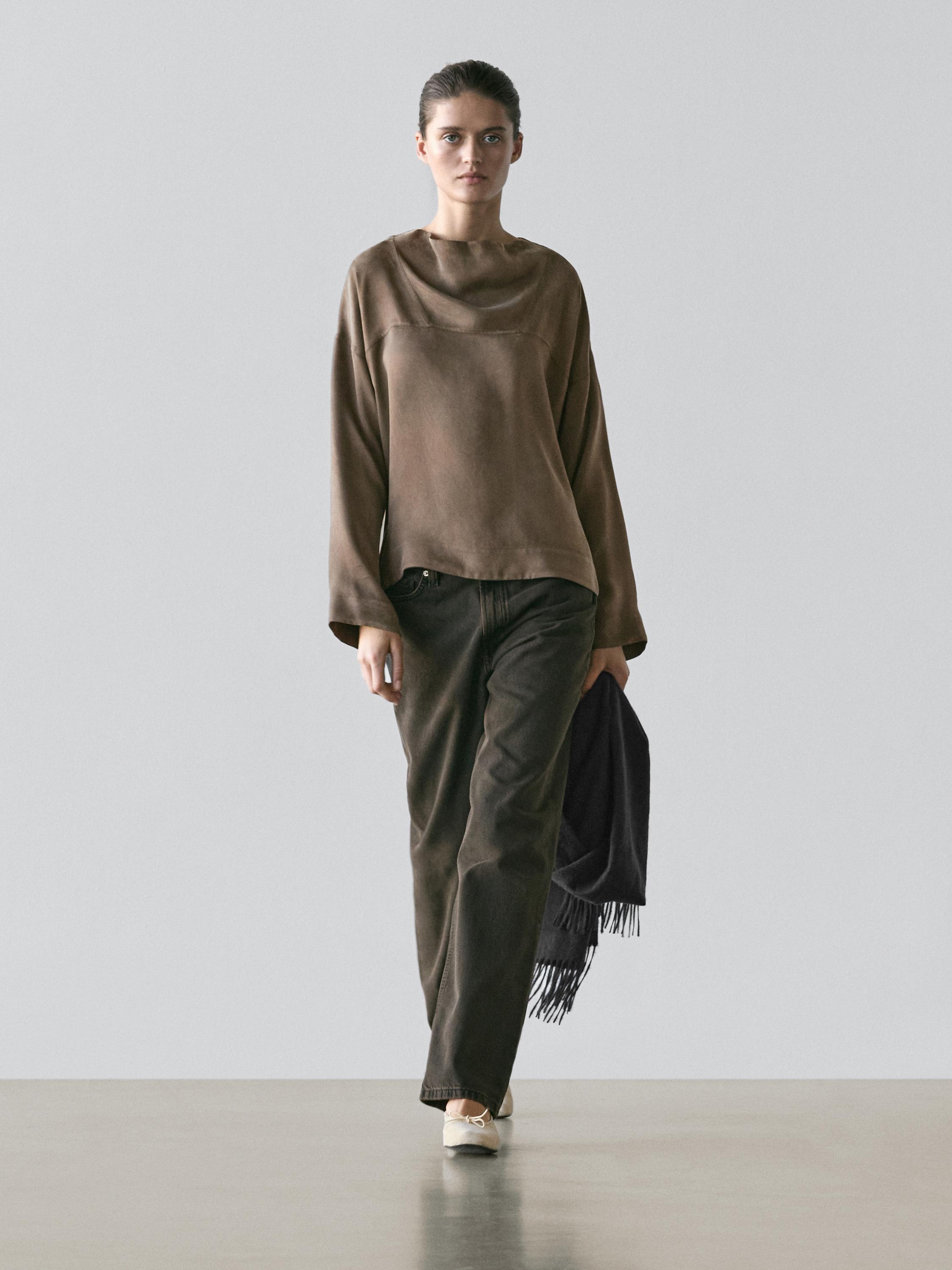 Flowing shirt with draped detail